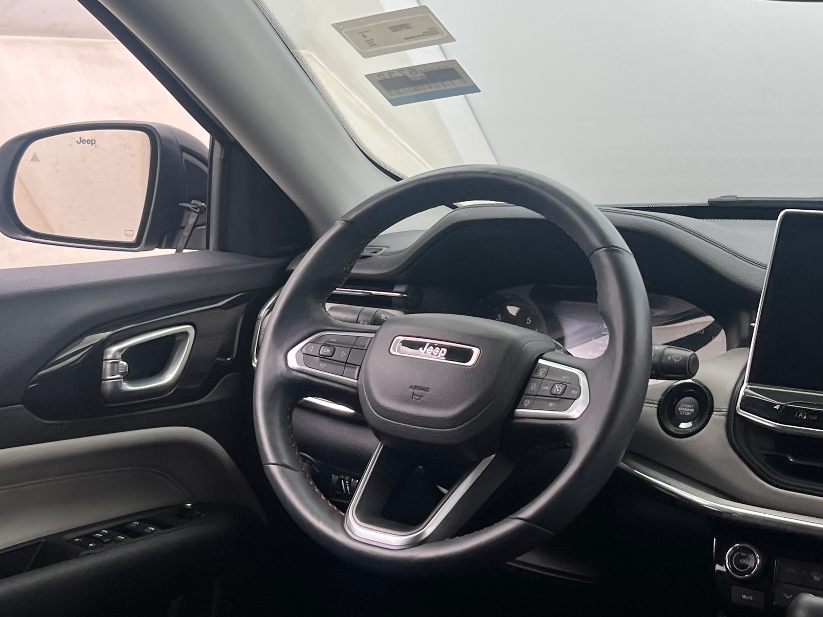 Thumbnail: 2022 Jeep Compass - 4