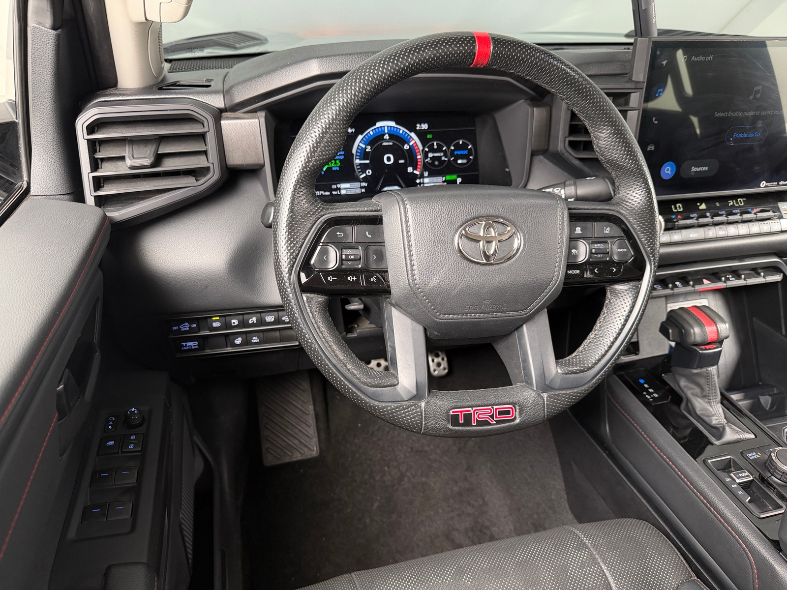 Thumbnail: 2022 Toyota Tundra - 4