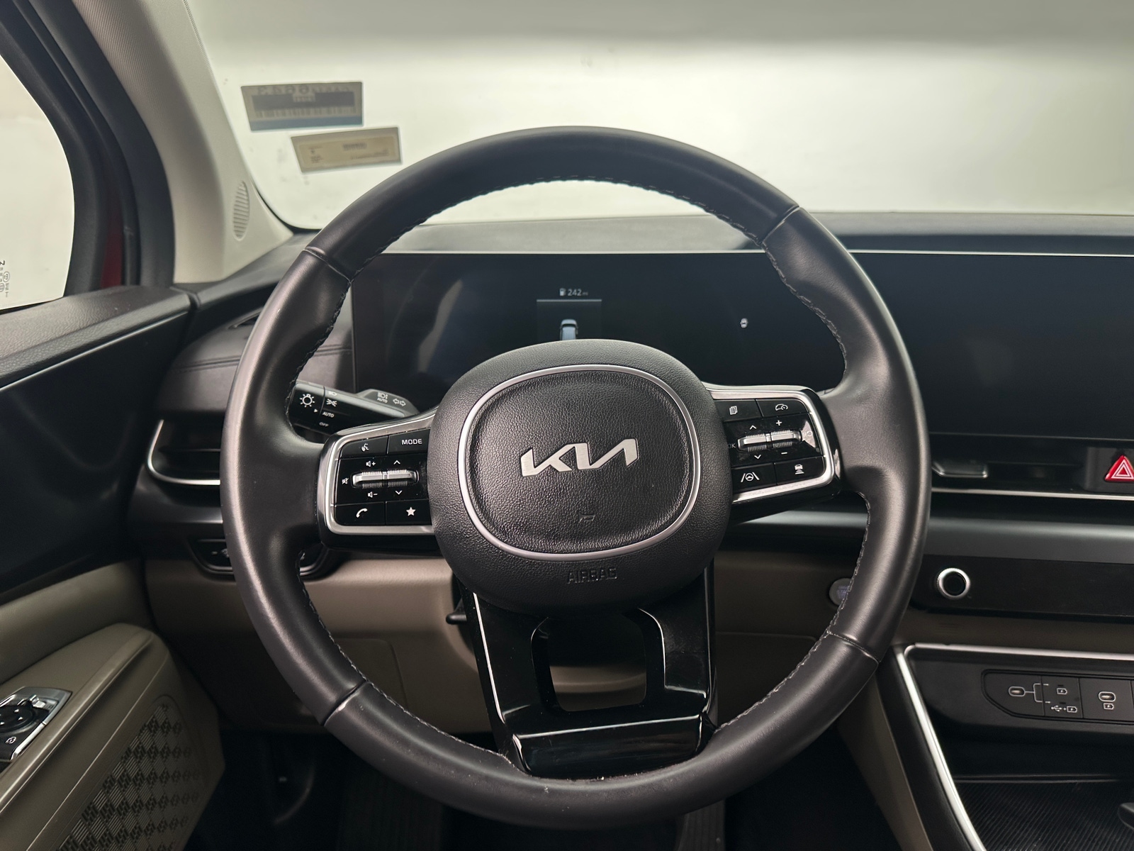 Thumbnail: 2025 Kia Carnival - 5