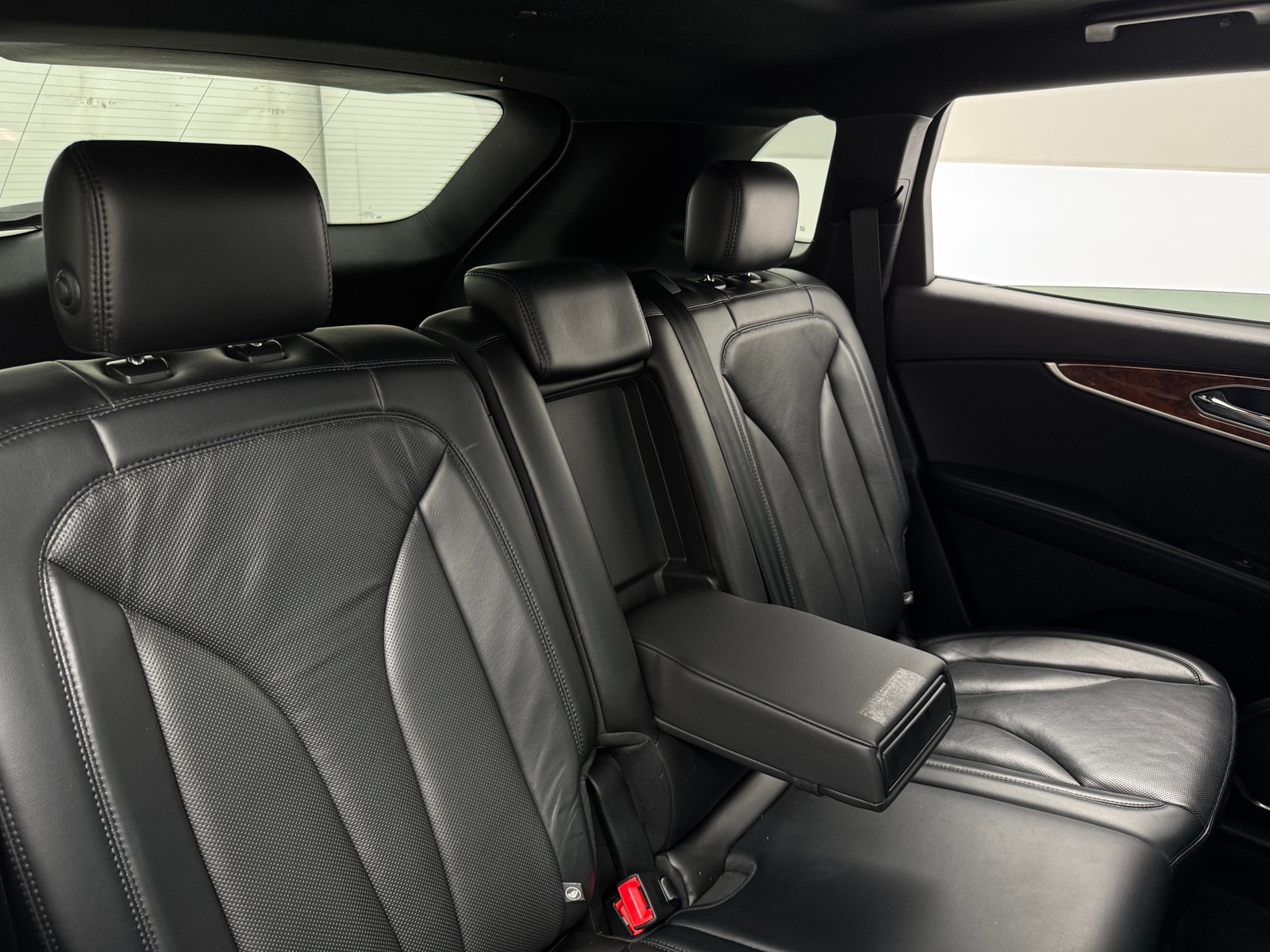 Thumbnail: 2019 Lincoln Nautilus - 5