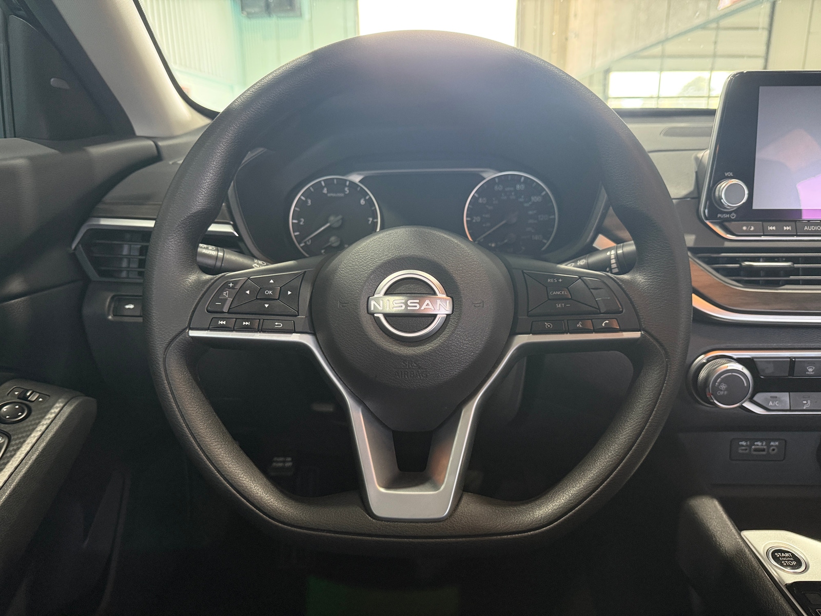 Thumbnail: 2025 Nissan Altima - 5