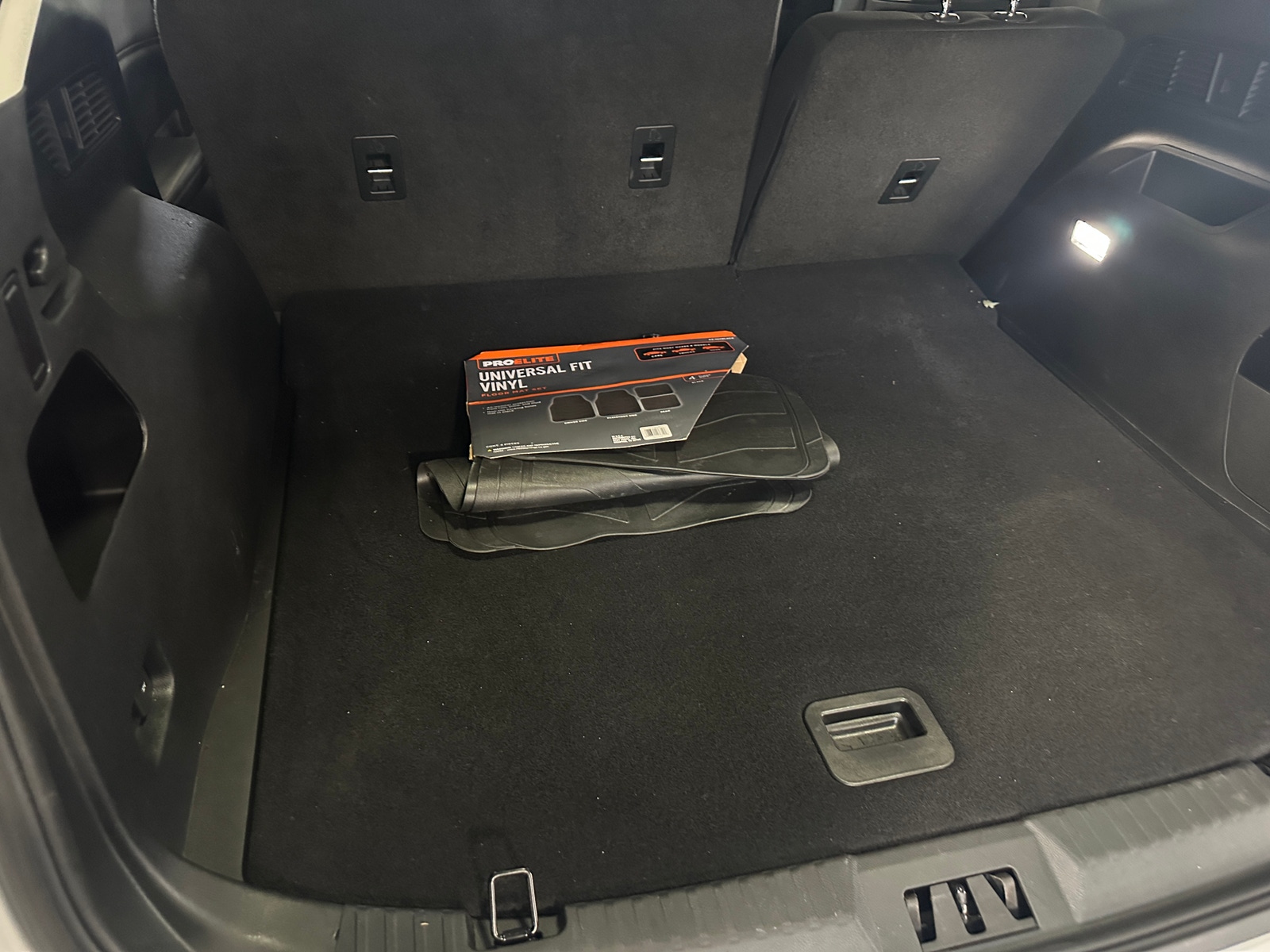 Thumbnail: 2020 Ford Edge - 7