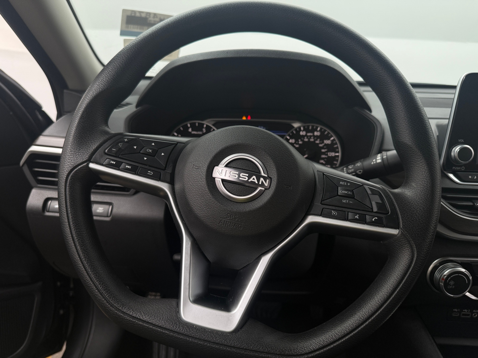 Thumbnail: 2024 Nissan Altima - 5