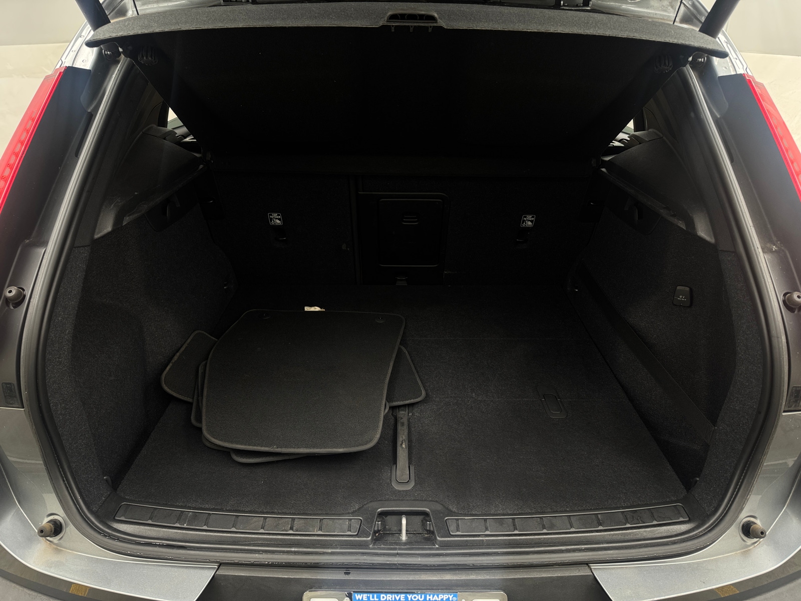 Thumbnail: 2019 Volvo XC40 - 6
