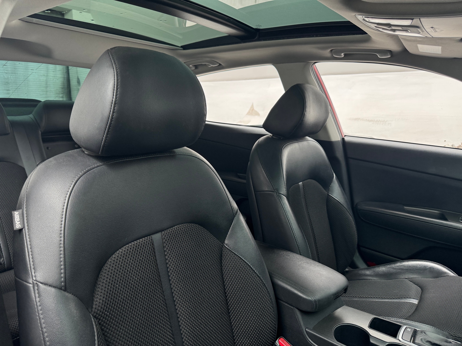 Thumbnail: 2019 Kia Optima - 2