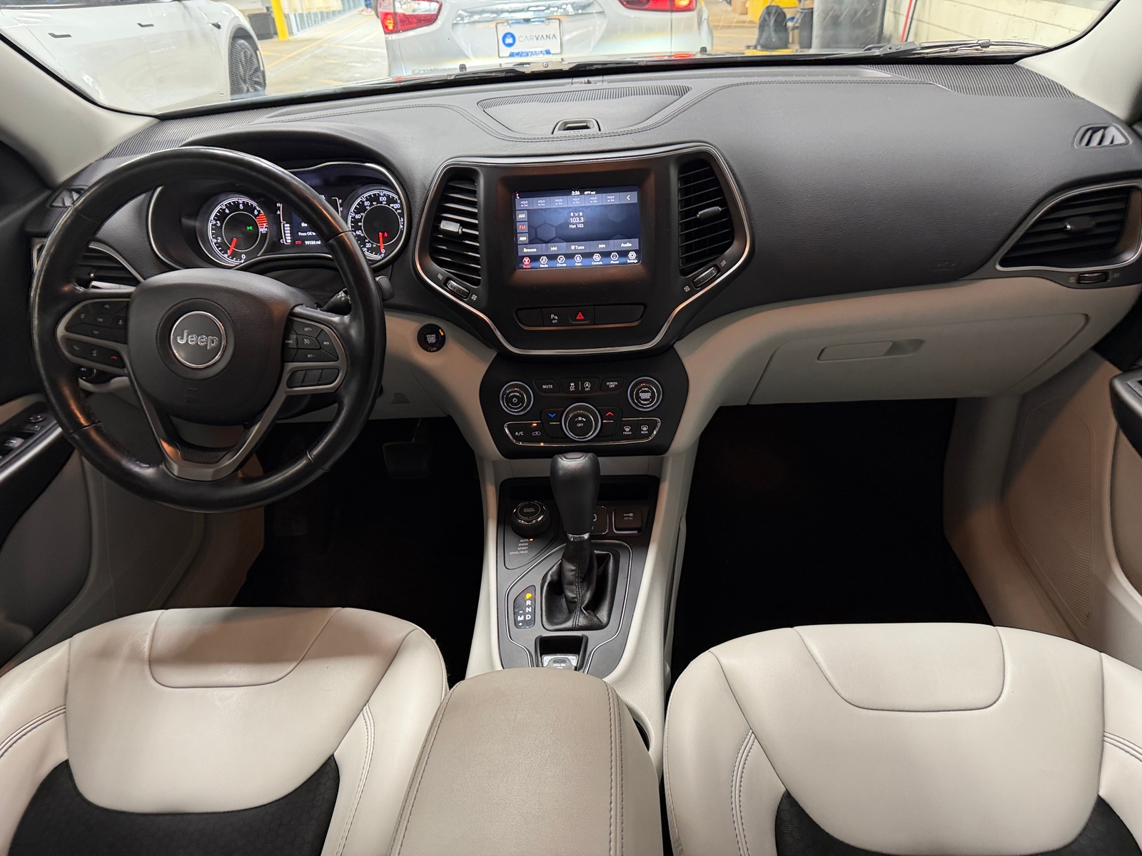 Thumbnail: 2020 Jeep Cherokee - 3