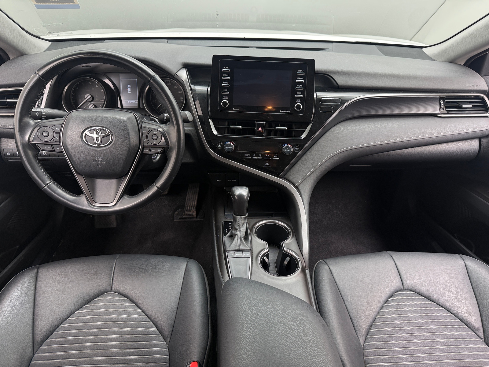 Thumbnail: 2022 Toyota Camry - 3