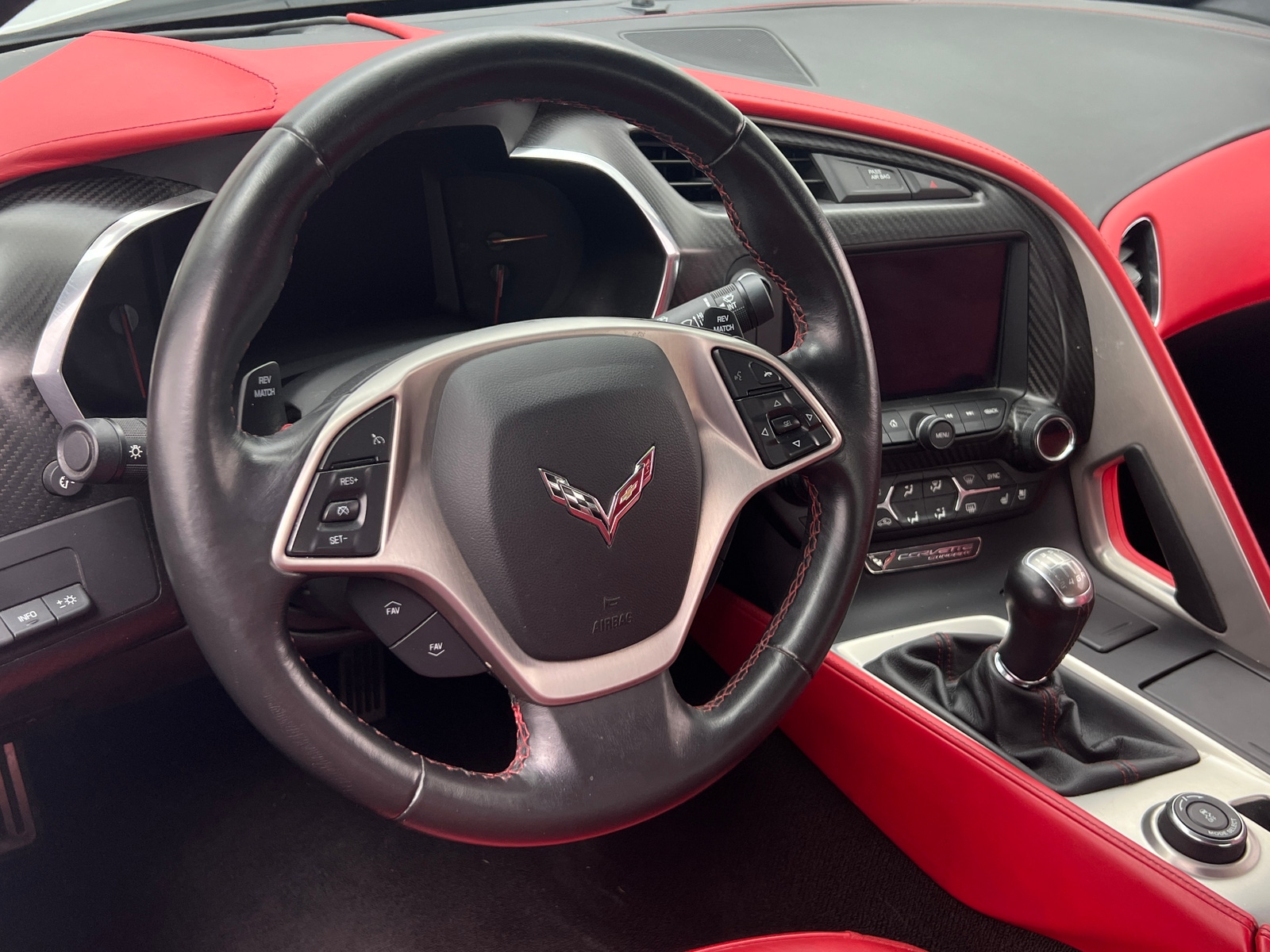 Thumbnail: 2014 Chevrolet Corvette - 3