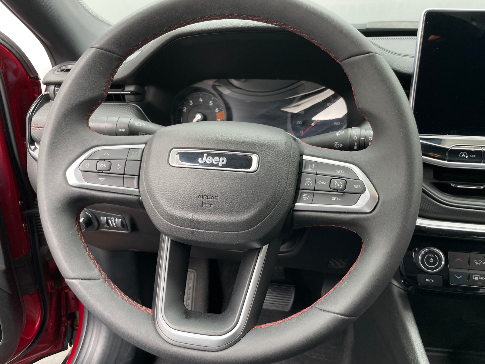 Thumbnail: 2025 Jeep Compass - 5