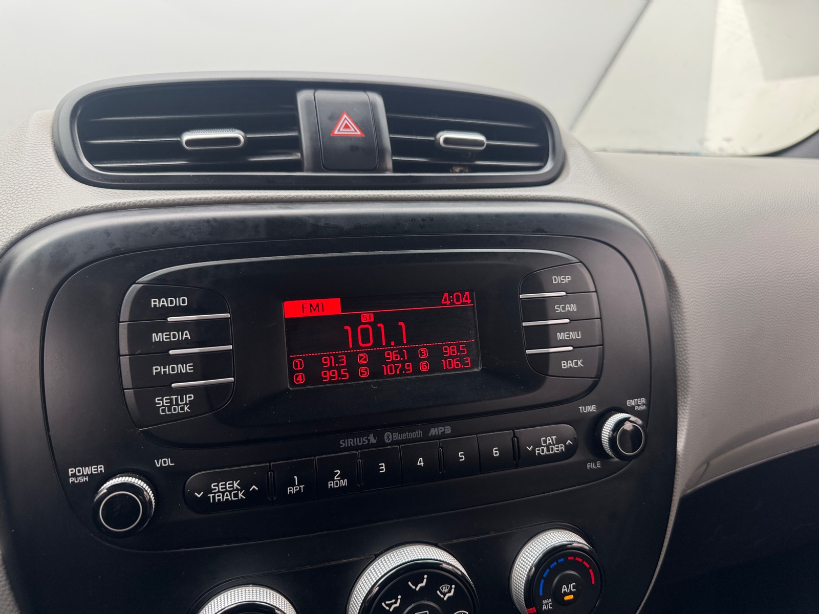 Thumbnail: 2016 Kia Soul - 4