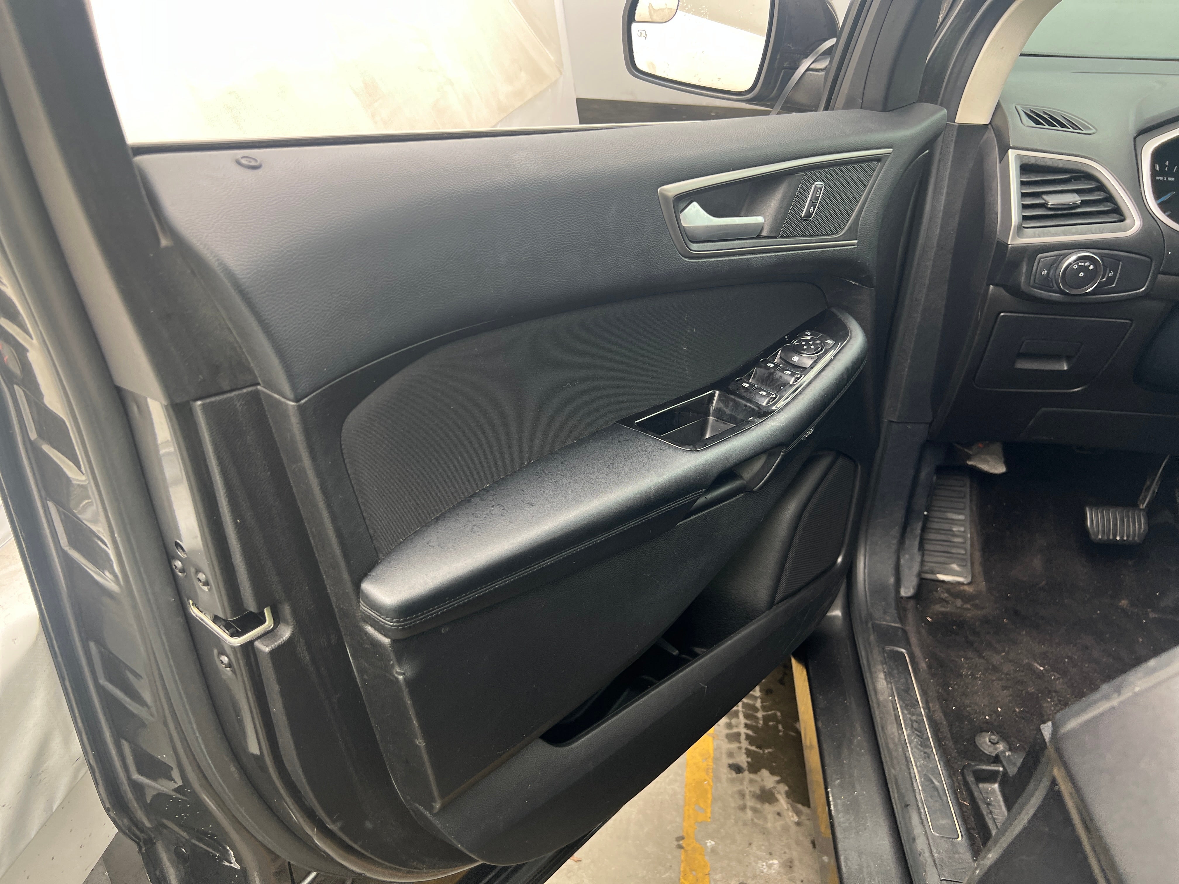 2017 Ford Edge