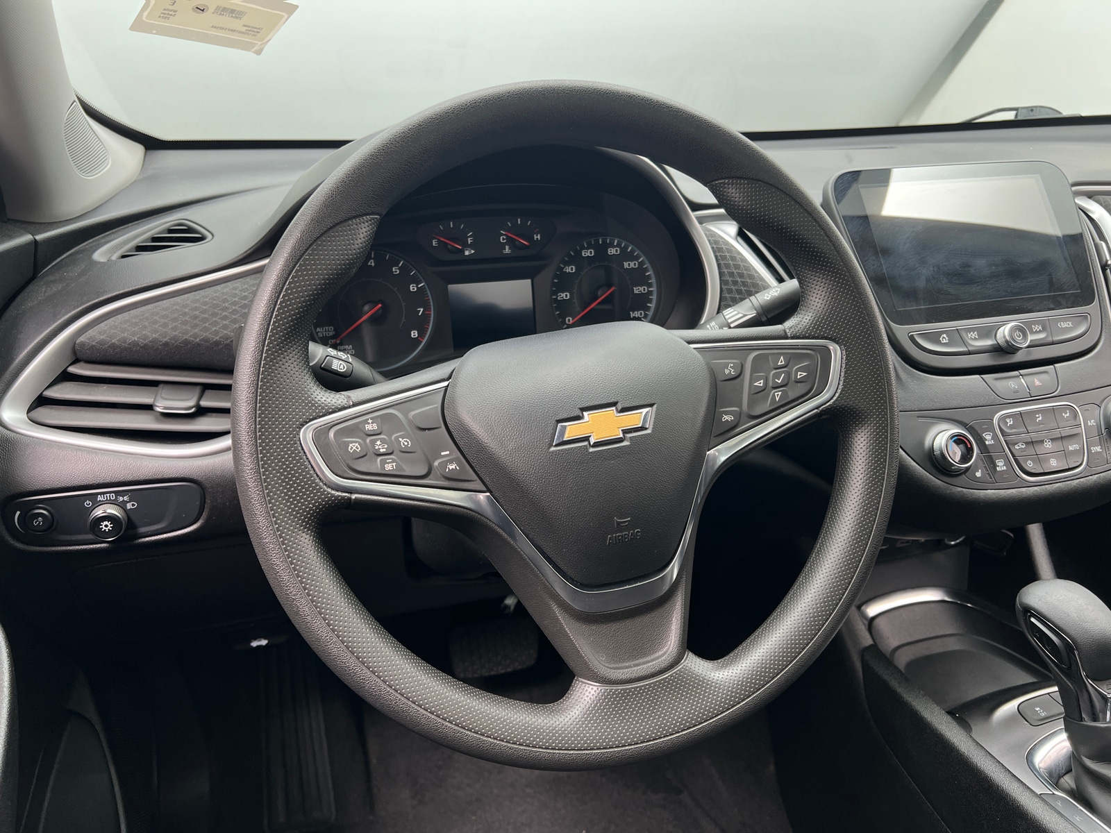 Thumbnail: 2024 Chevrolet Malibu - 5
