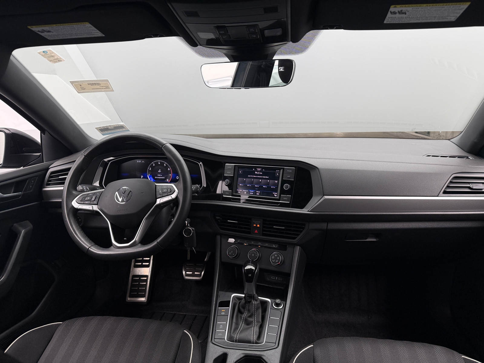 Thumbnail: 2024 Volkswagen Jetta - 3