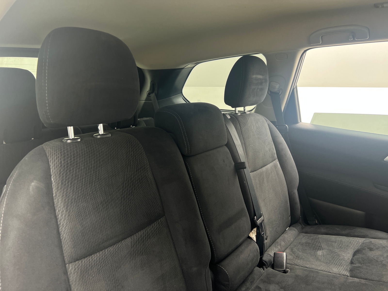 Thumbnail: 2015 Nissan Pathfinder - 6
