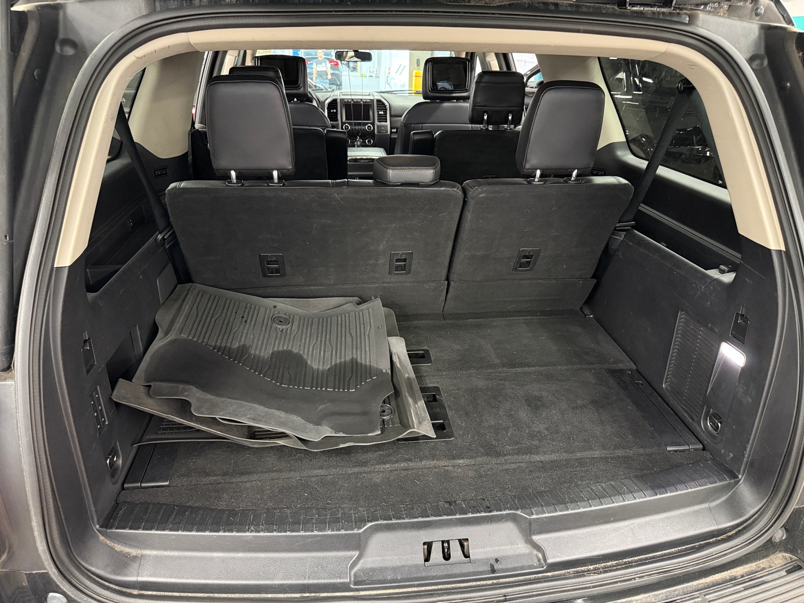 Thumbnail: 2019 Ford Expedition MAX - 6