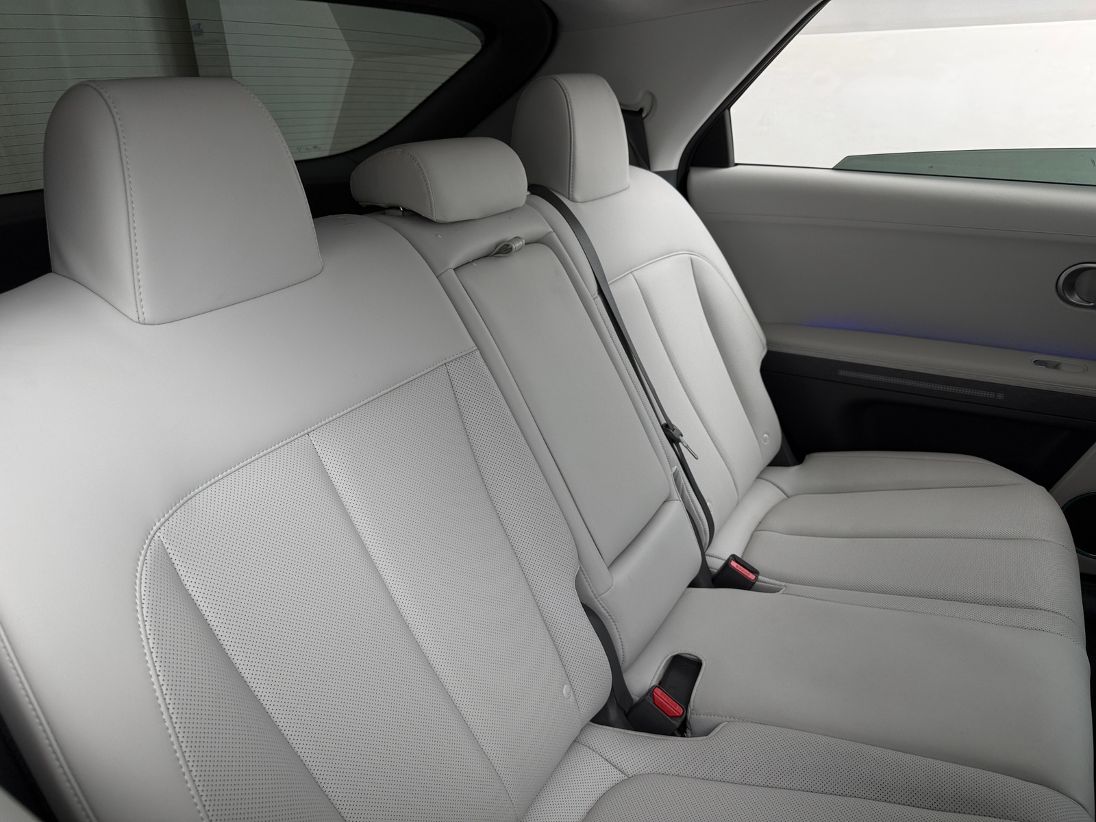 Thumbnail: 2023 Hyundai Ioniq 5 - 5