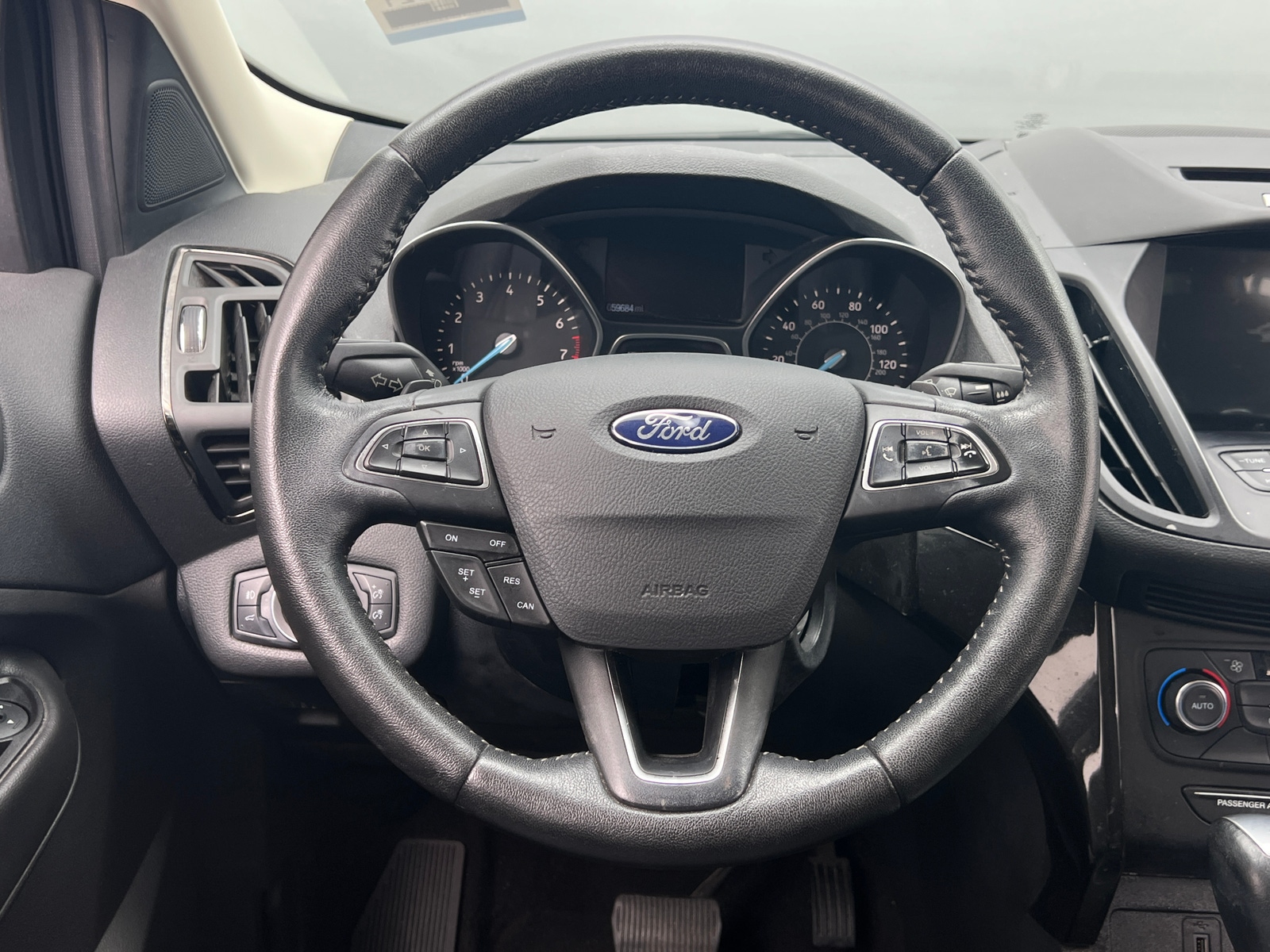 Thumbnail: 2017 Ford Escape - 5