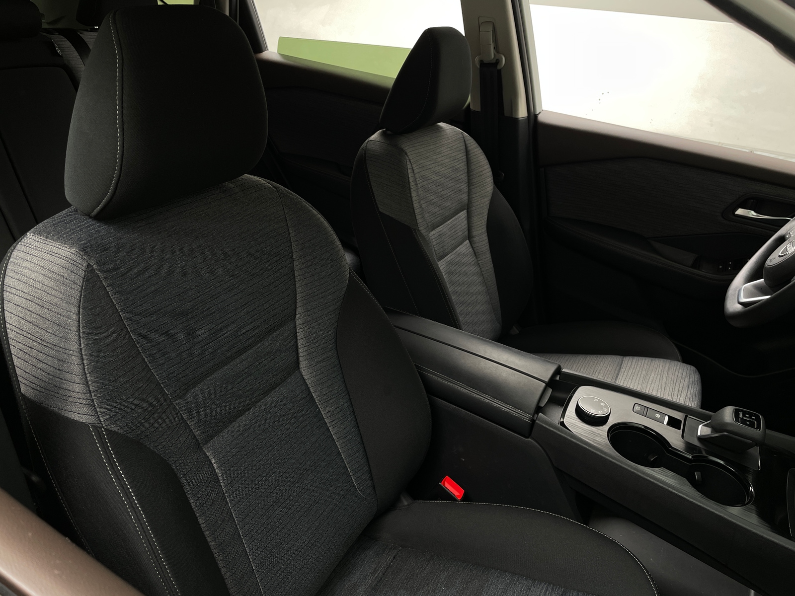 Thumbnail: 2023 Nissan Rogue - 2