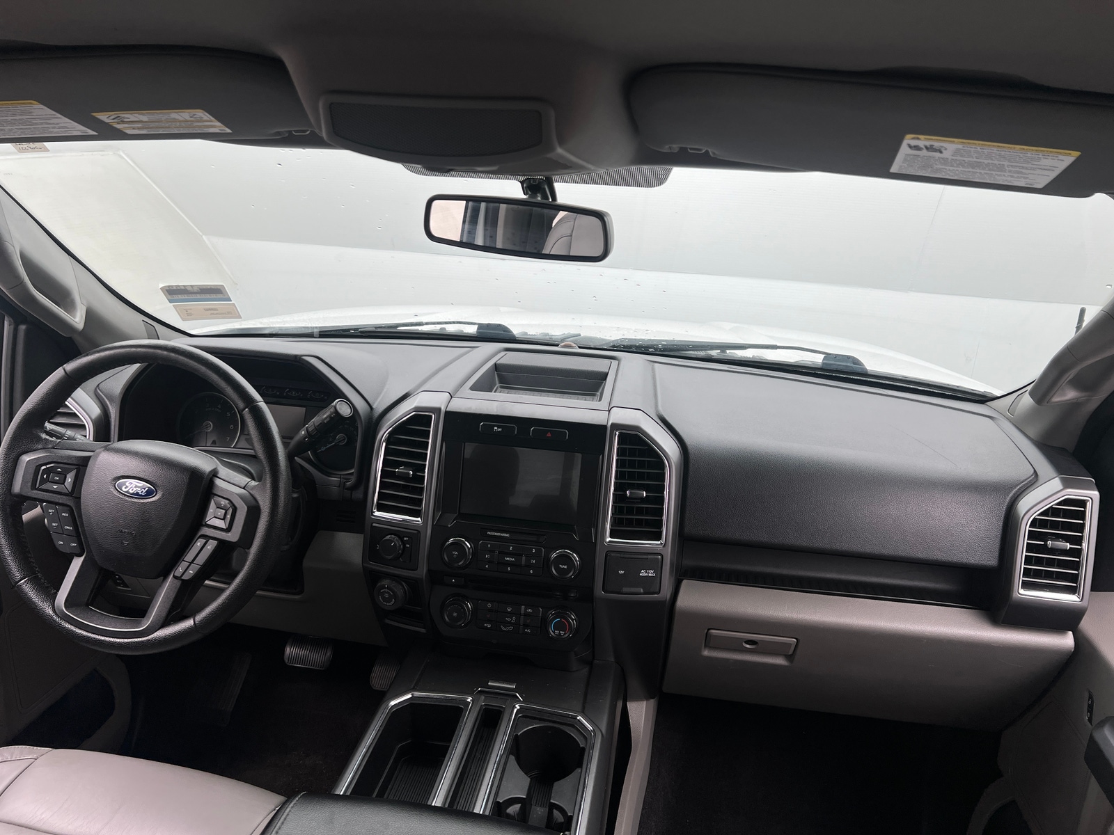 Thumbnail: 2016 Ford Econoline - 3