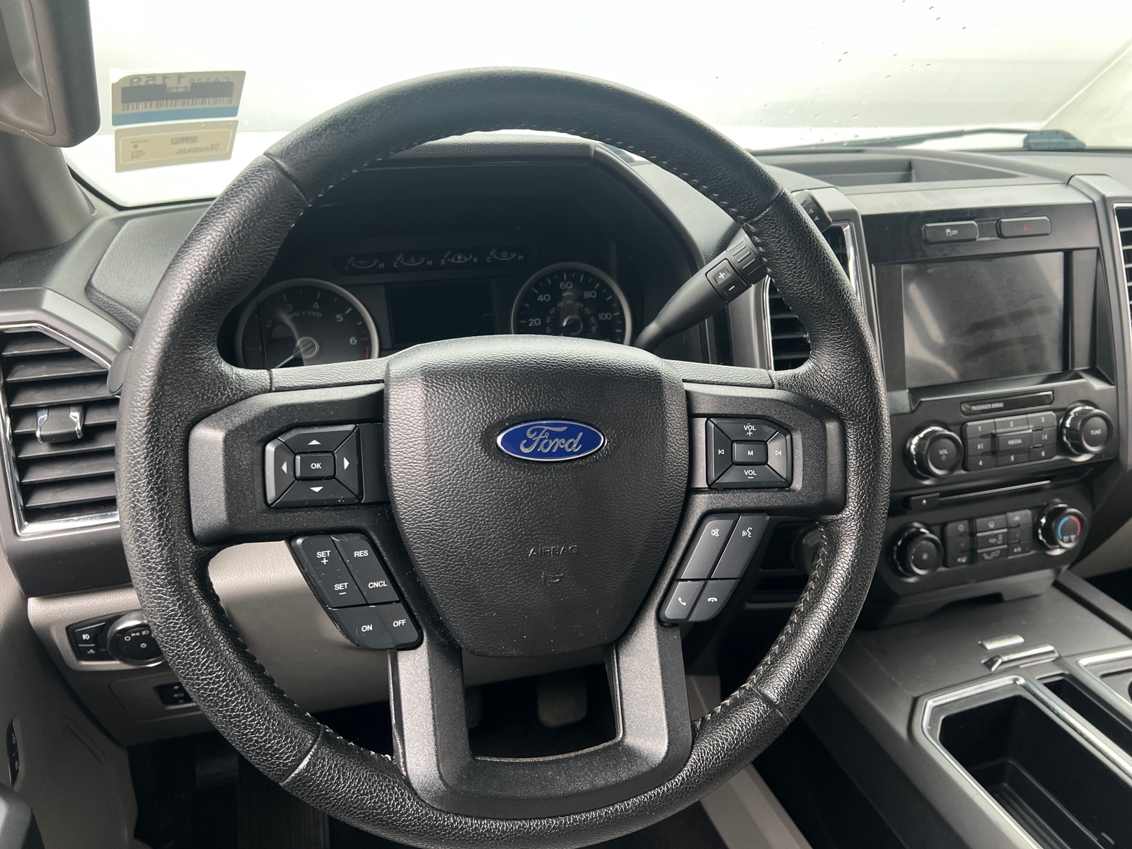 Thumbnail: 2016 Ford Econoline - 5