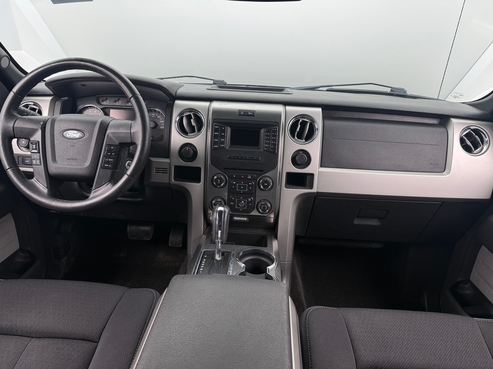 Thumbnail: 2014 Ford Econoline - 3
