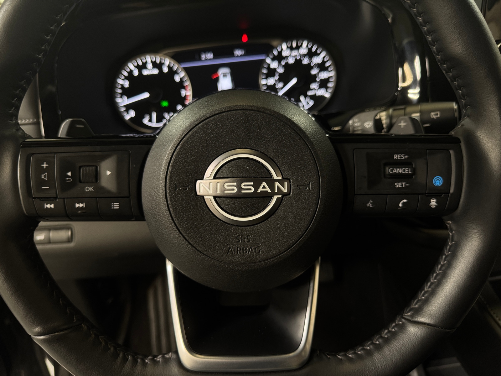 Thumbnail: 2025 Nissan Pathfinder - 4