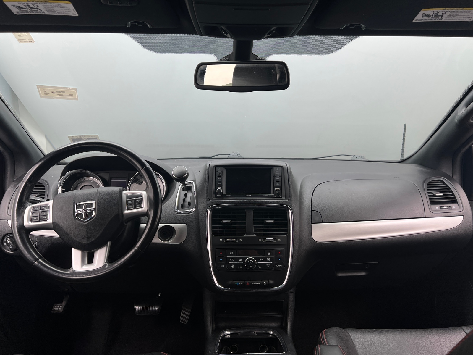 Thumbnail: 2019 Dodge Grand Caravan - 2