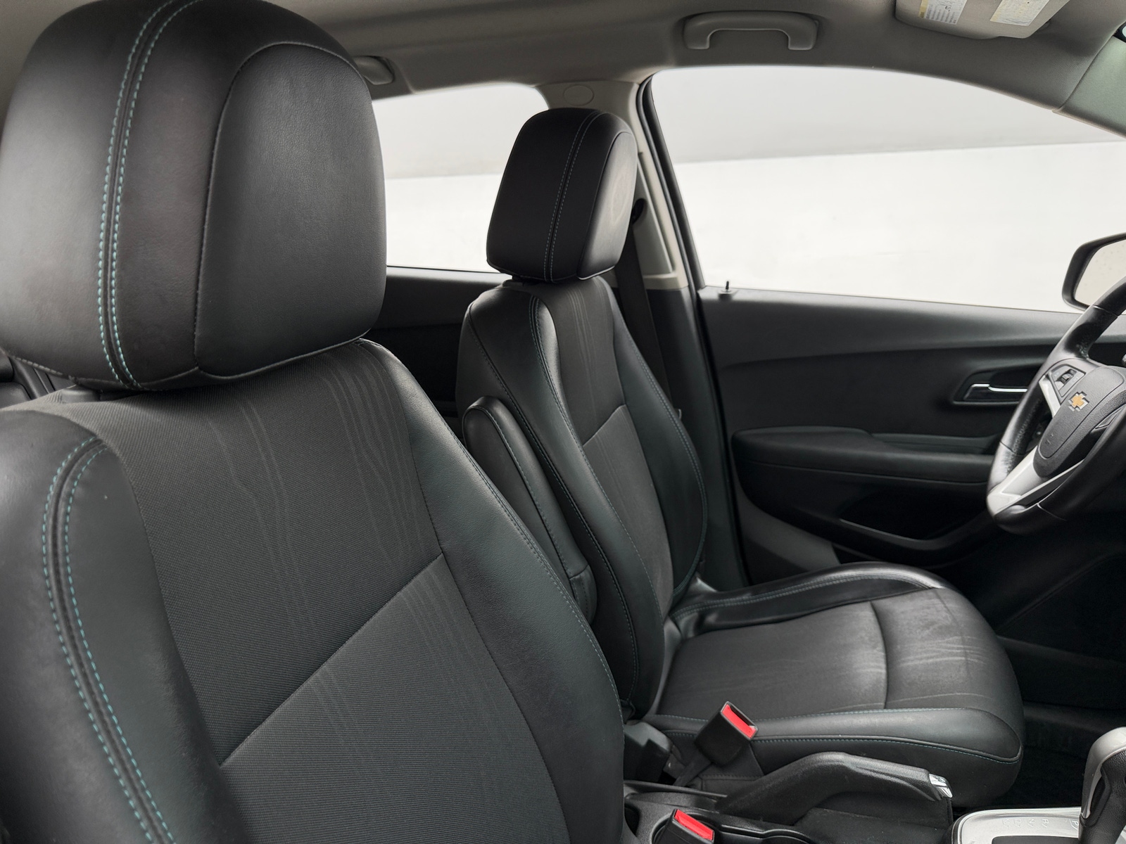 Thumbnail: 2016 Chevrolet Trax - 2