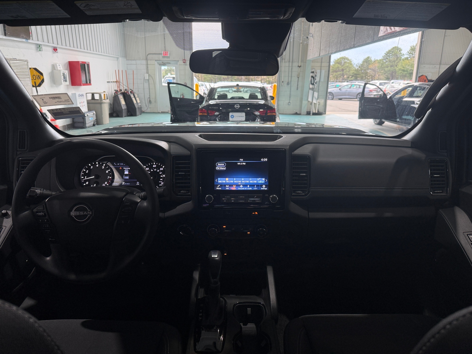 Thumbnail: 2023 Nissan Frontier - 3