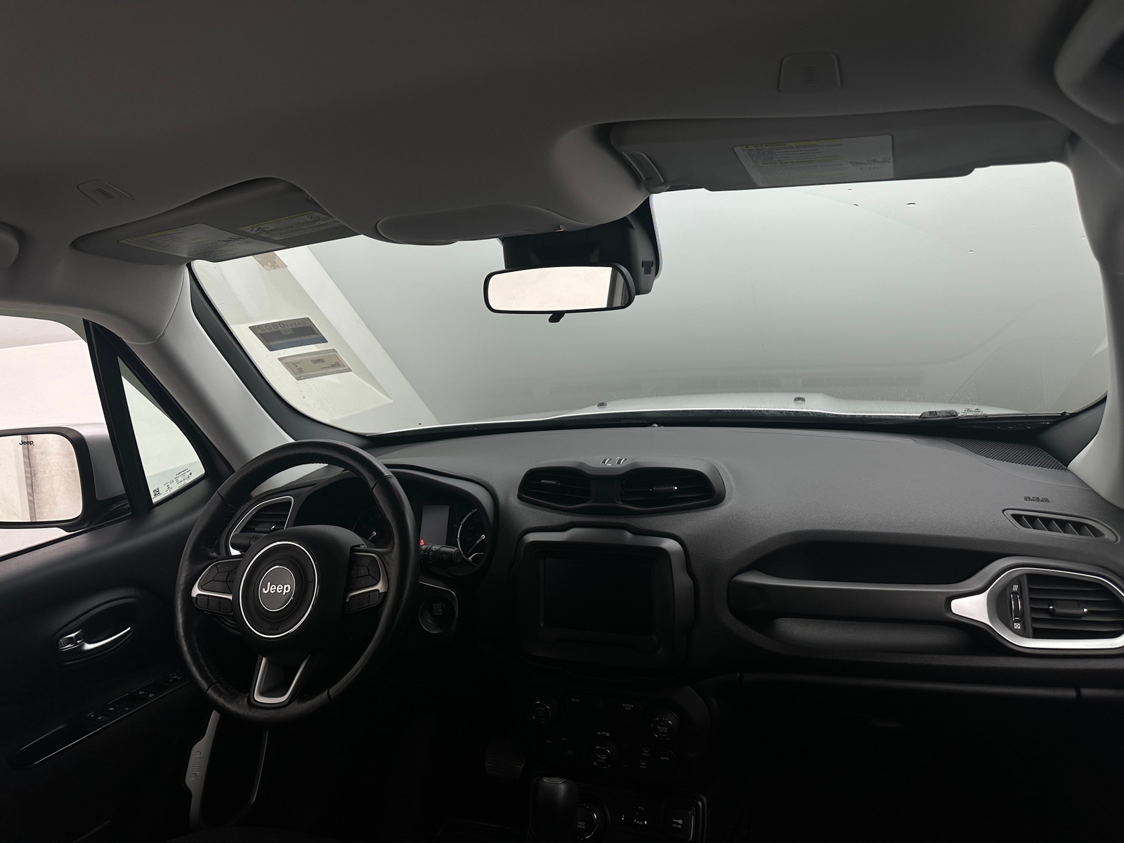 Thumbnail: 2018 Jeep Renegade - 3