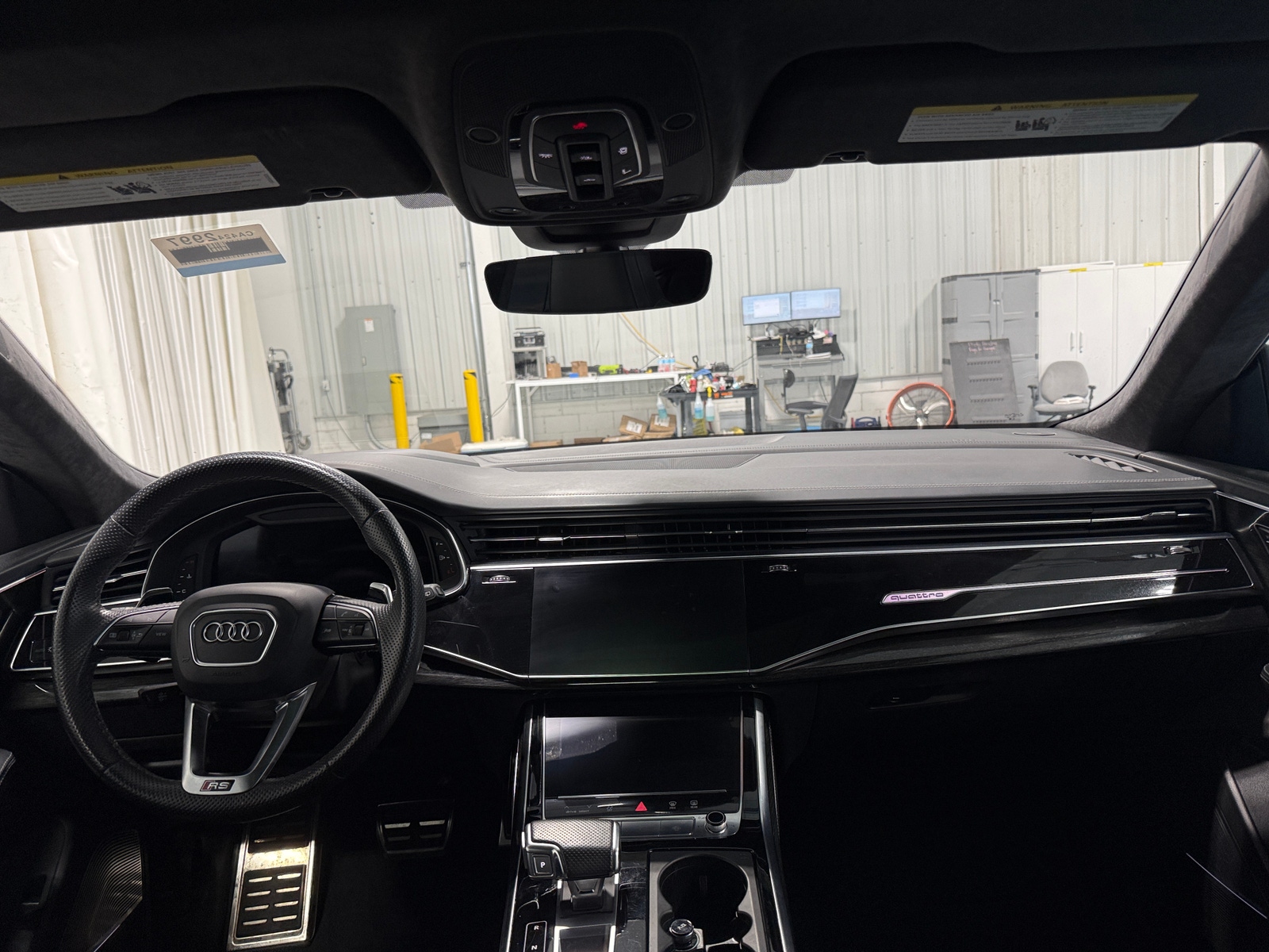 Thumbnail: 2022 Audi RS Q8 - 2