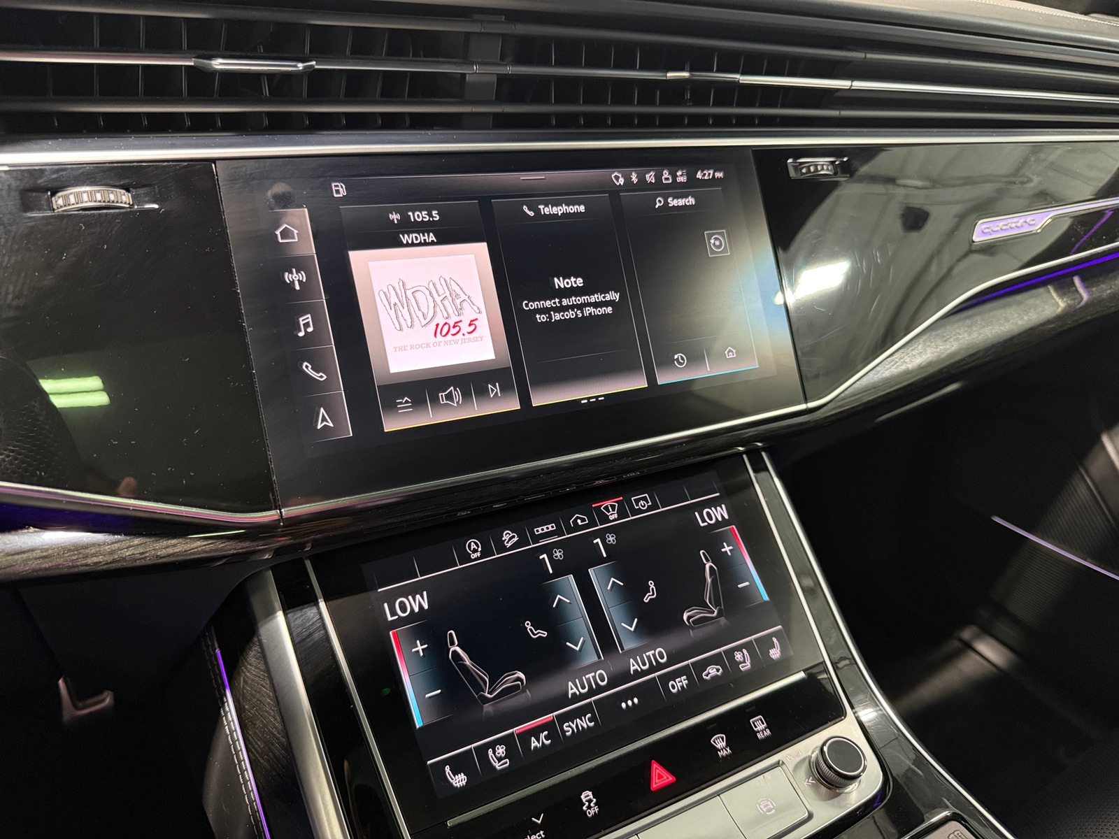 Thumbnail: 2022 Audi RS Q8 - 3
