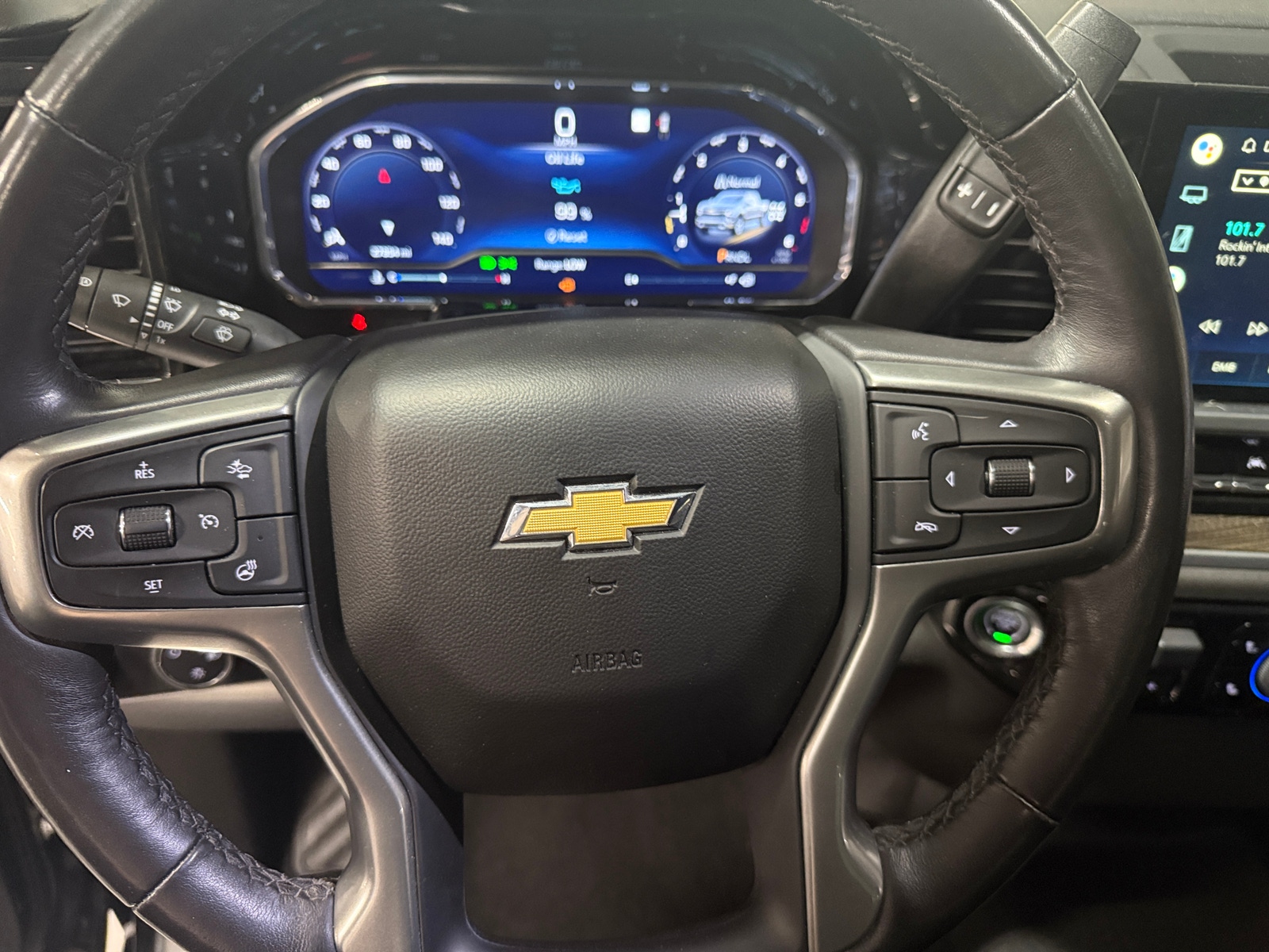 Thumbnail: 2022 Chevrolet Silverado 1500 - 5