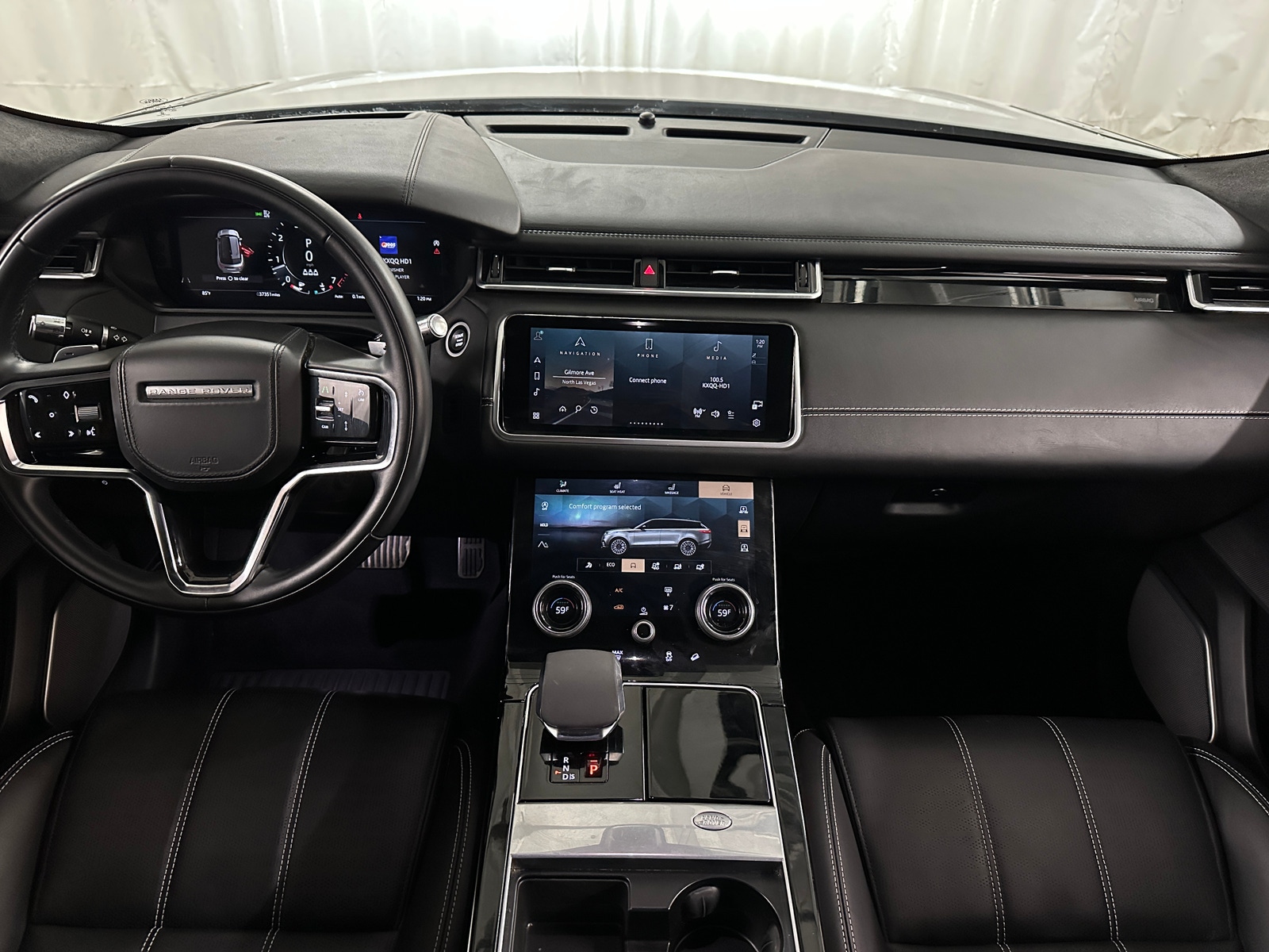 Thumbnail: 2021 Land Rover Range Rover Velar - 2