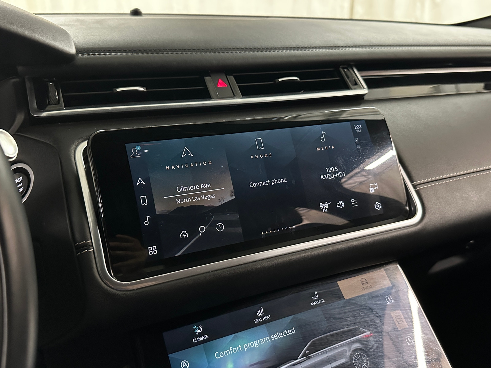 Thumbnail: 2021 Land Rover Range Rover Velar - 3