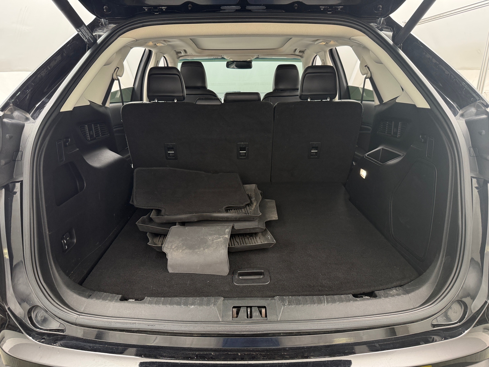 Thumbnail: 2020 Ford Edge - 6