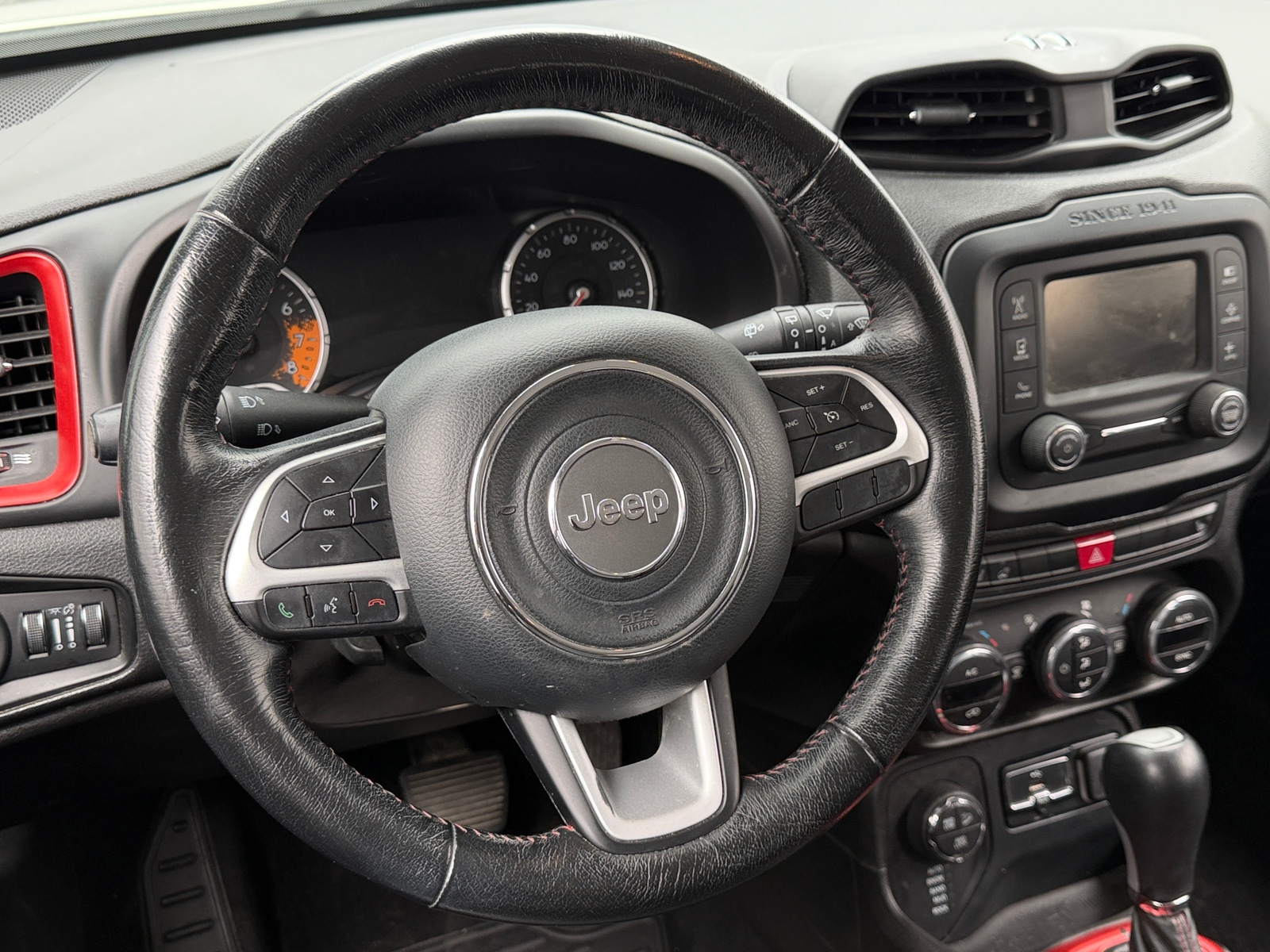 Thumbnail: 2017 Jeep Renegade - 4
