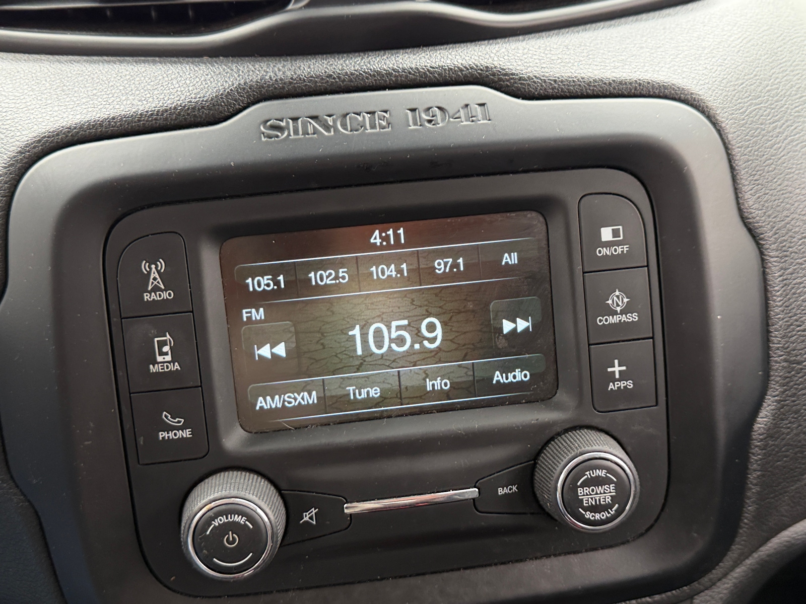 Thumbnail: 2017 Jeep Renegade - 3