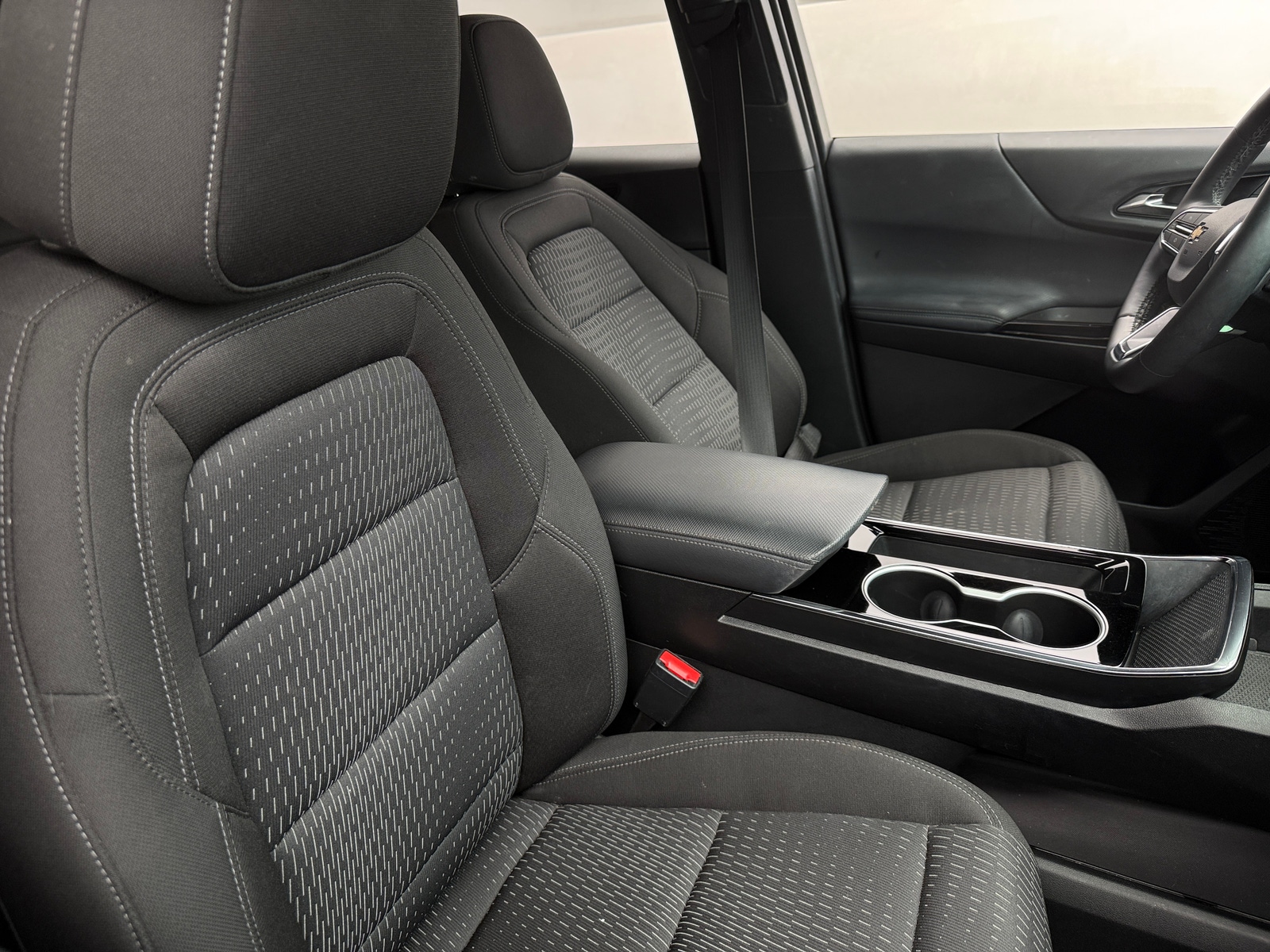 Thumbnail: 2025 Chevrolet Equinox - 2