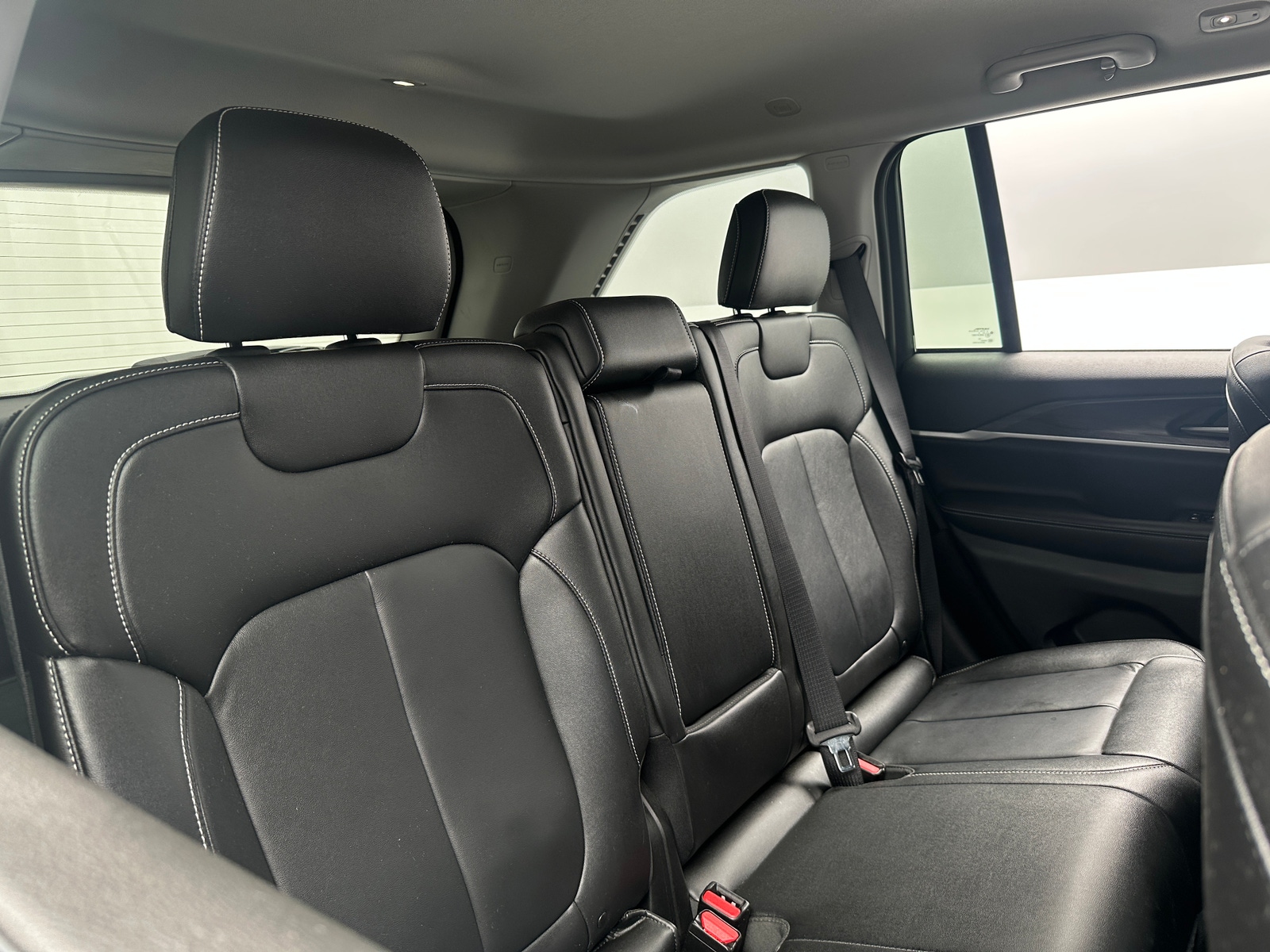 Thumbnail: 2023 Jeep Grand Cherokee - 6