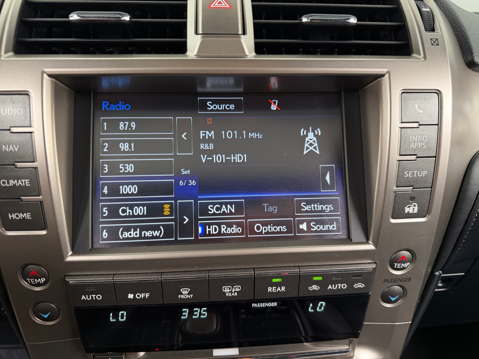 Thumbnail: 2021 Lexus GX - 3