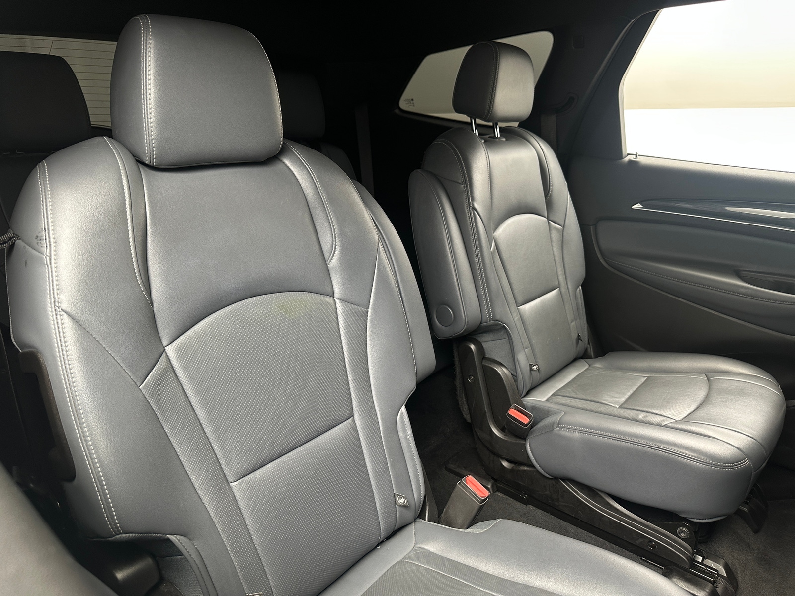 Thumbnail: 2022 Buick Enclave - 5
