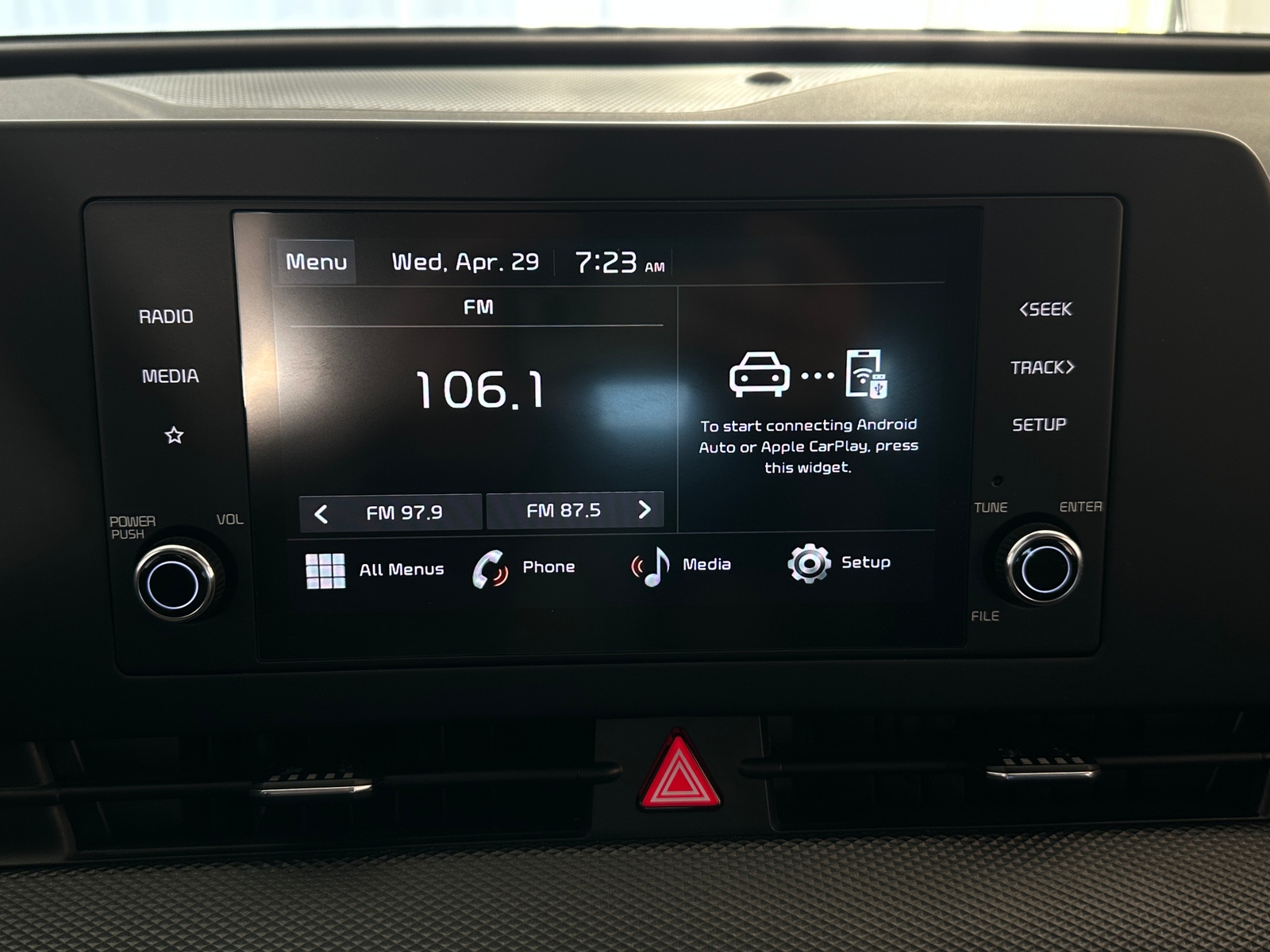 Thumbnail: 2025 Kia Sportage - 4