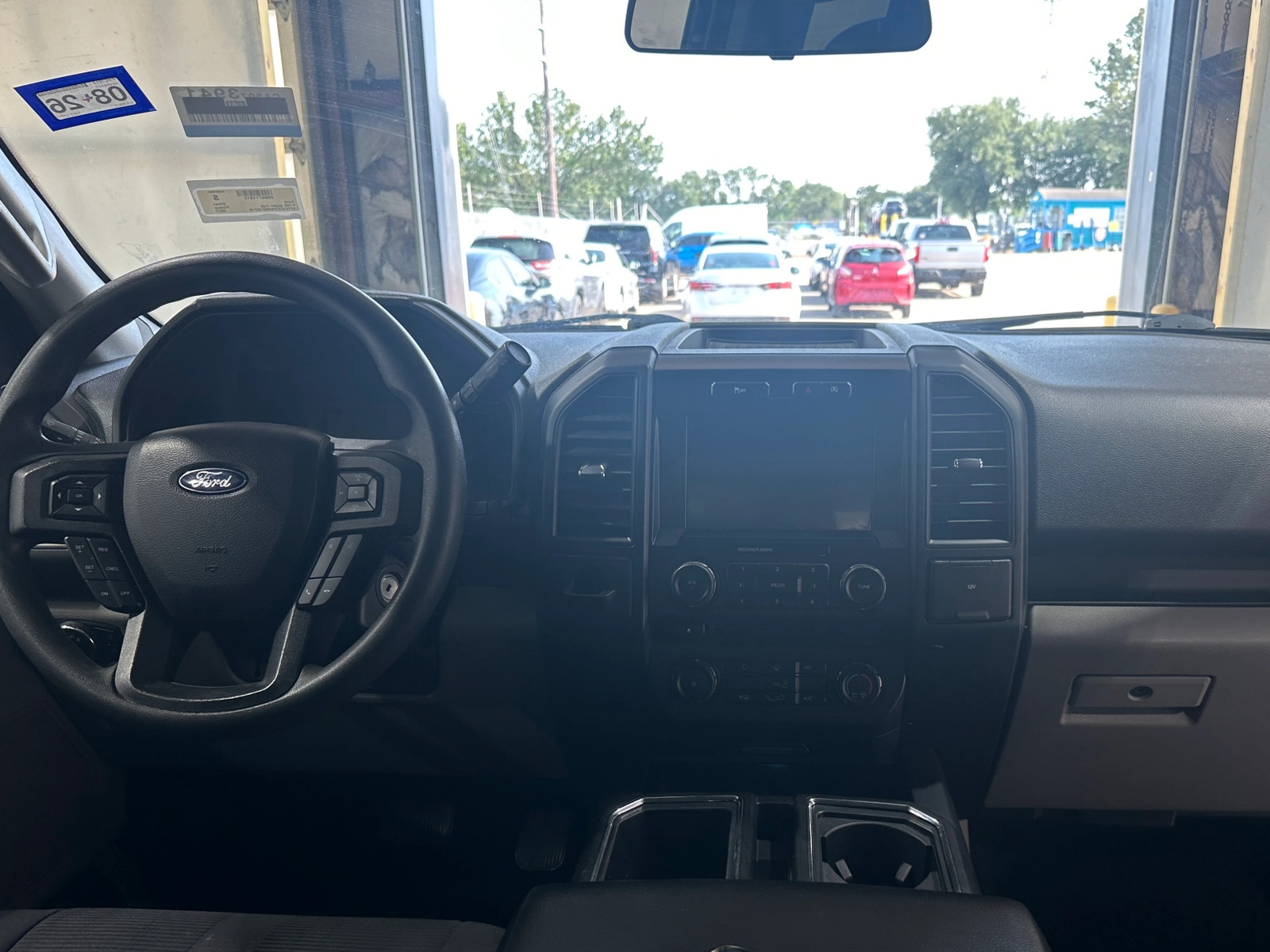 Thumbnail: 2017 Ford Econoline - 3