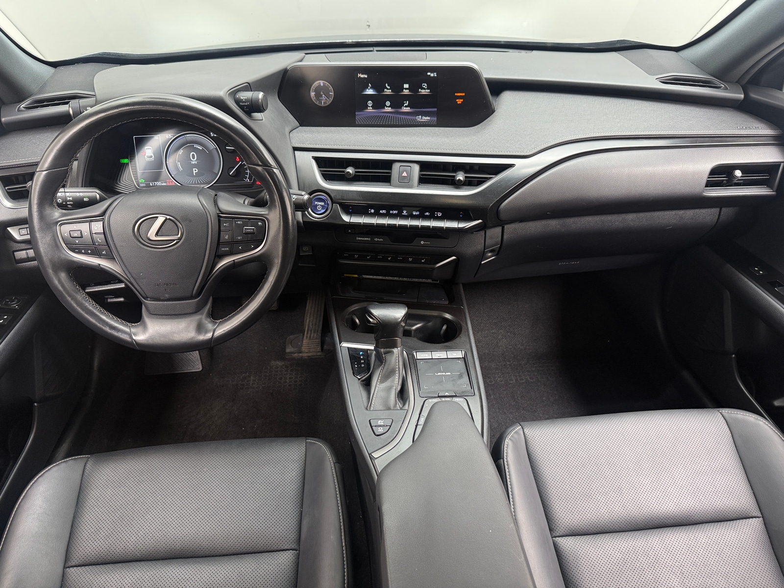 Thumbnail: 2022 Lexus UX - 3