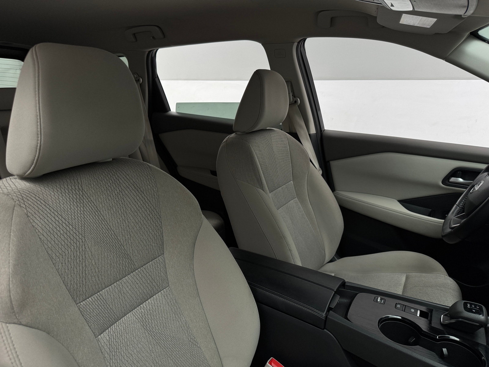 Thumbnail: 2025 Nissan Rogue - 2