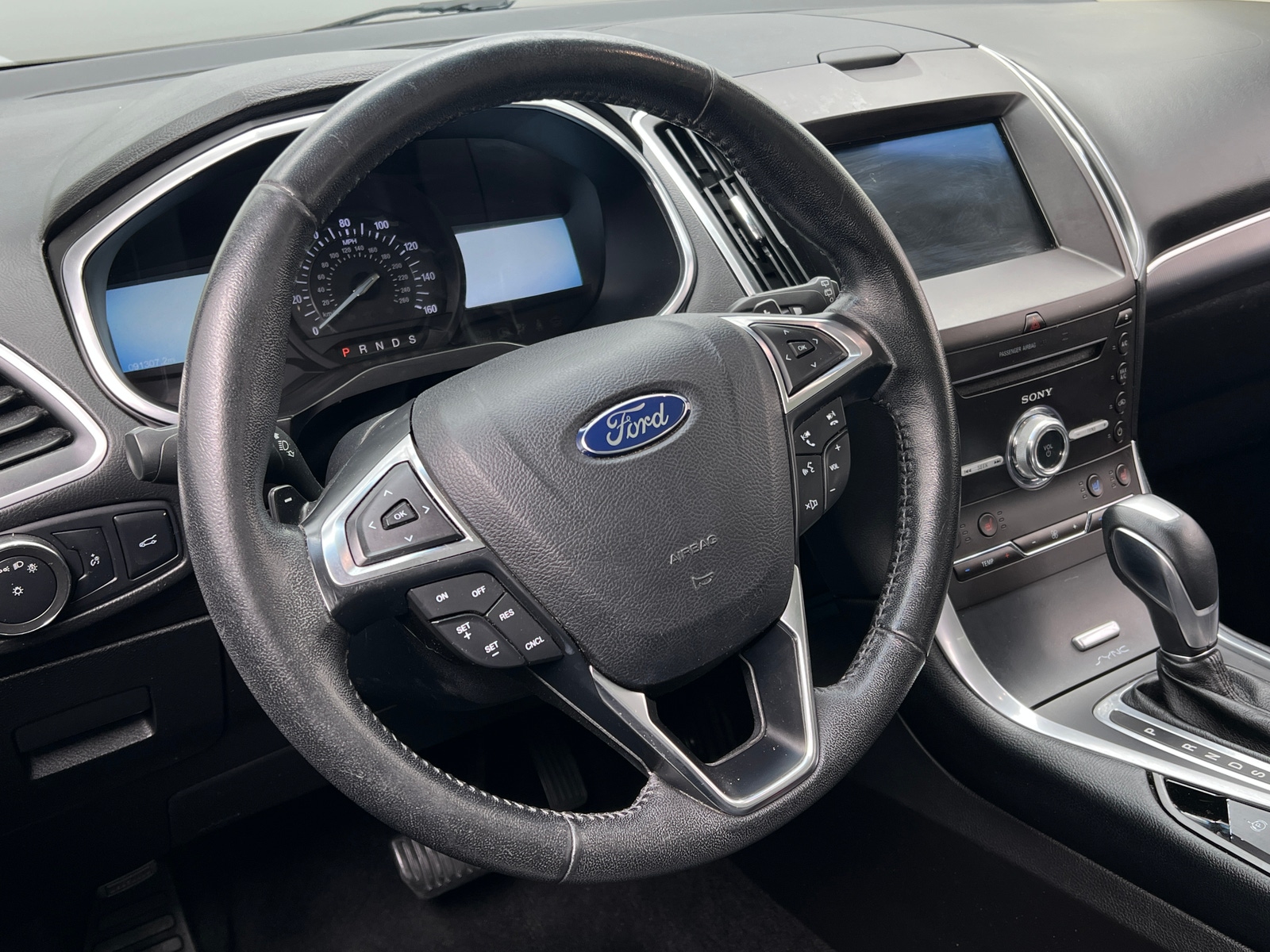 Thumbnail: 2017 Ford Edge - 4