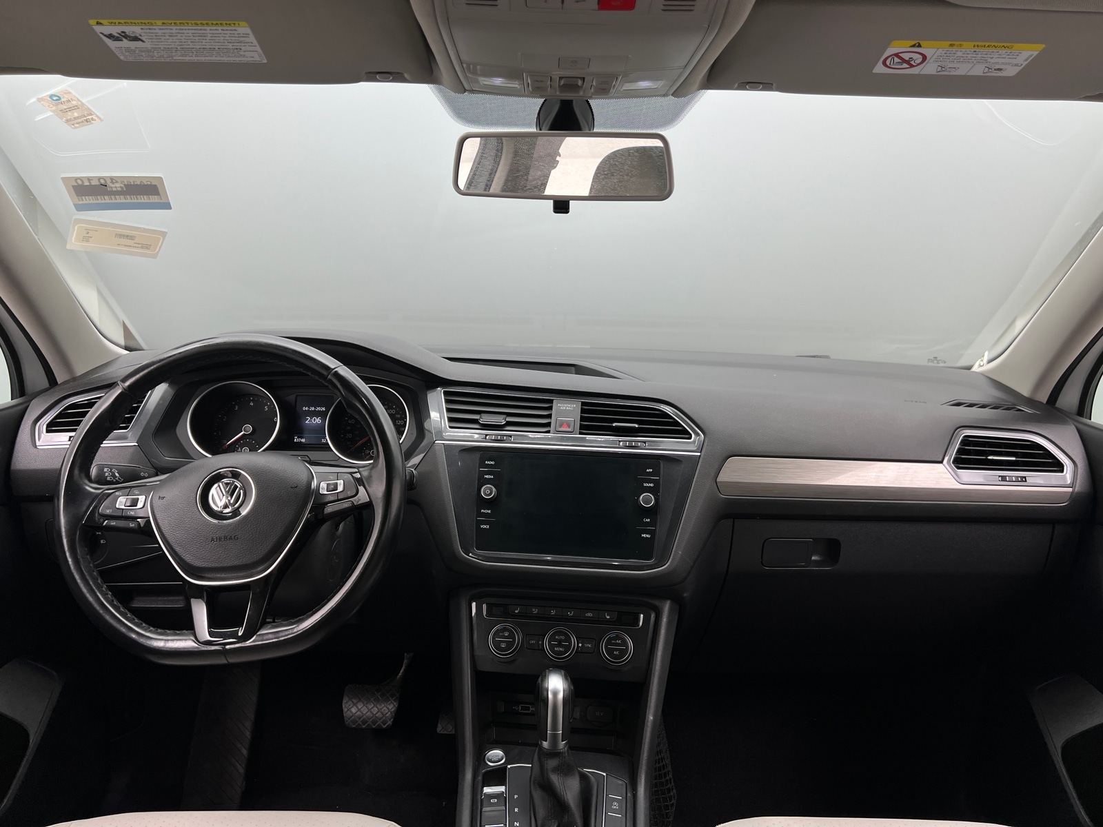 Thumbnail: 2018 Volkswagen Tiguan - 2