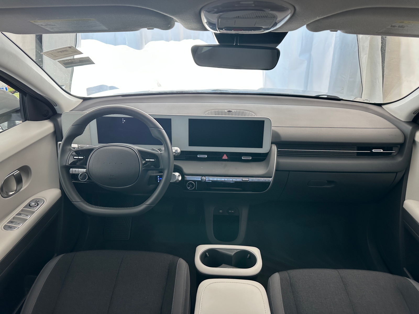 Thumbnail: 2024 Hyundai Ioniq 5 - 3