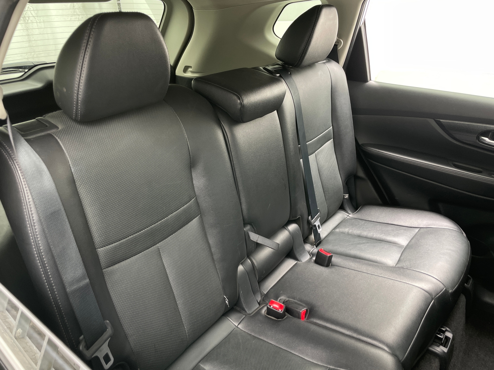 Thumbnail: 2016 Nissan Rogue - 5